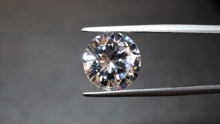 ダイアモンドとサリネライト